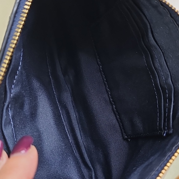 COACH Quinn Navy/Goldtone Hardware Pebbled Leather Chain Strap Crossbody EUC - Picture 16 of 16